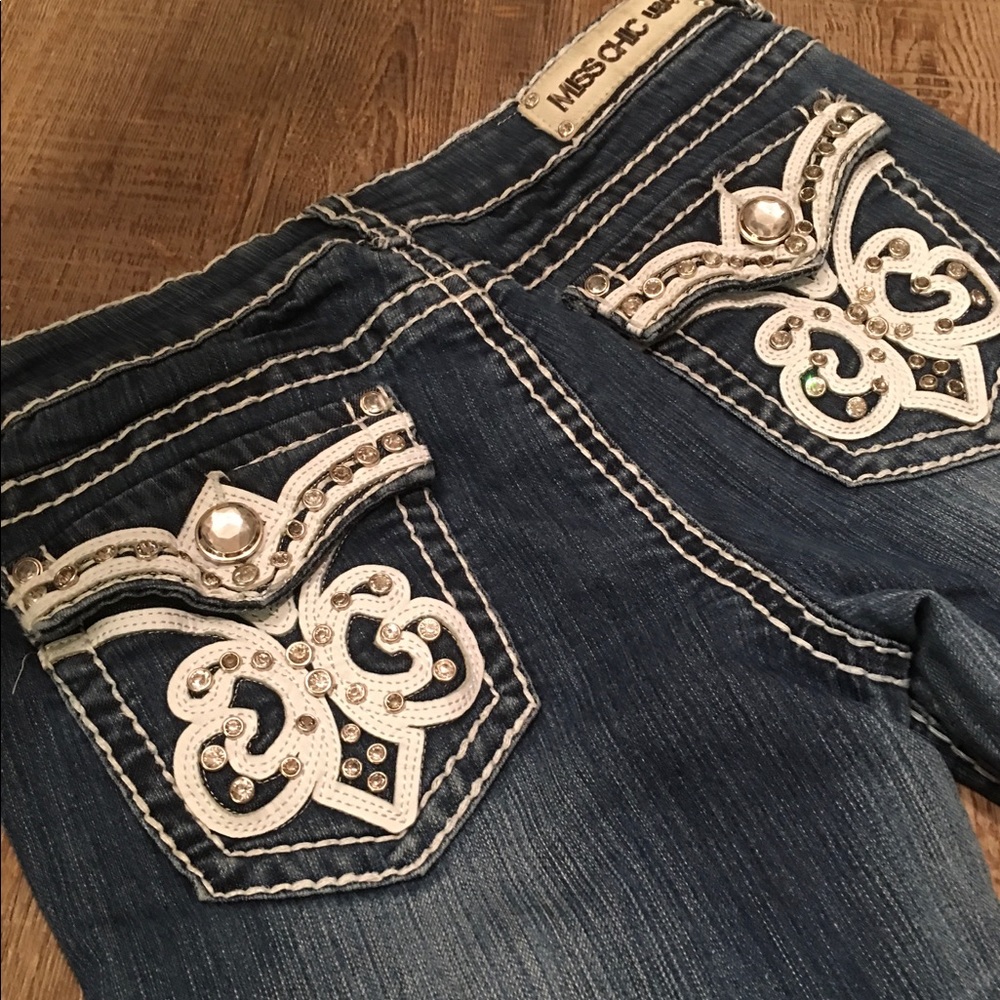 Miss Chic USA Capri Jeans Beautiful Bling Stiching